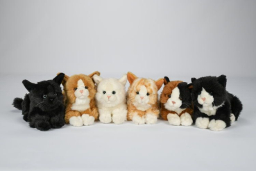 Plüsch Katze liegend sort. 22cm